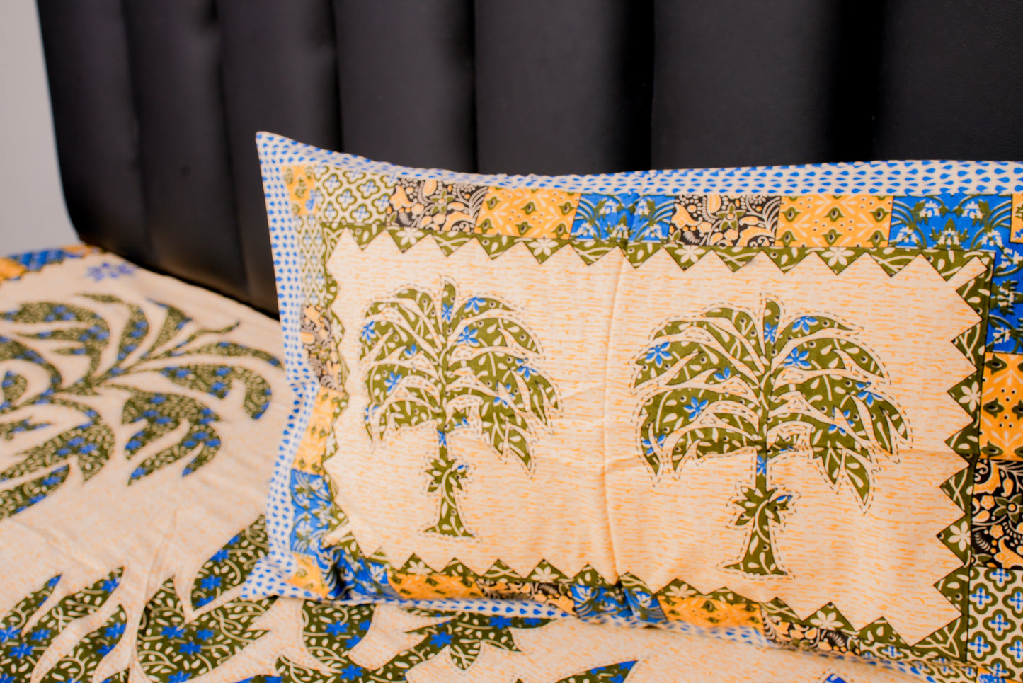 Green Palm Tree Cotton Bedsheet Set