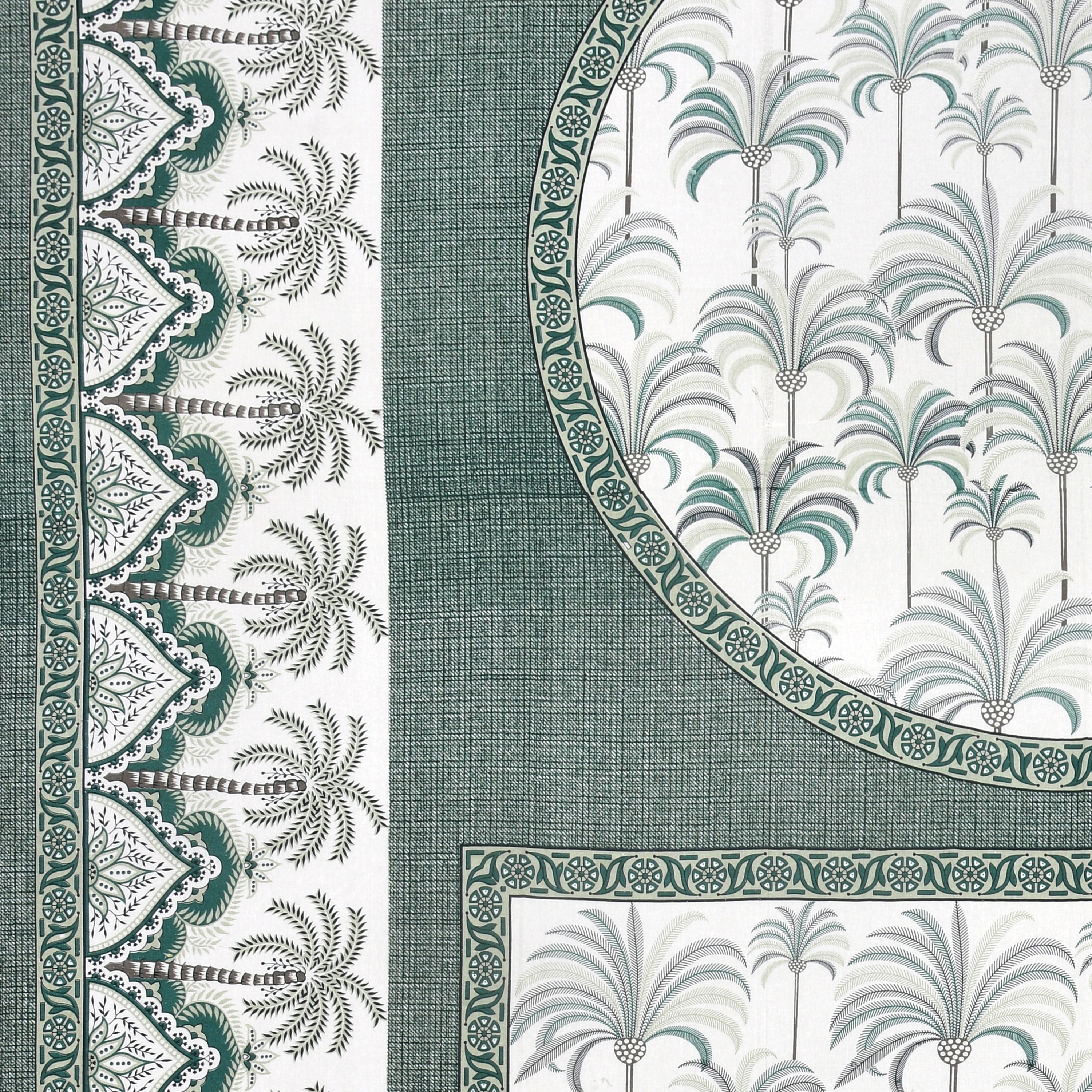 Palm Grove Cotton Bedsheet – Emerald Courtyard Charm