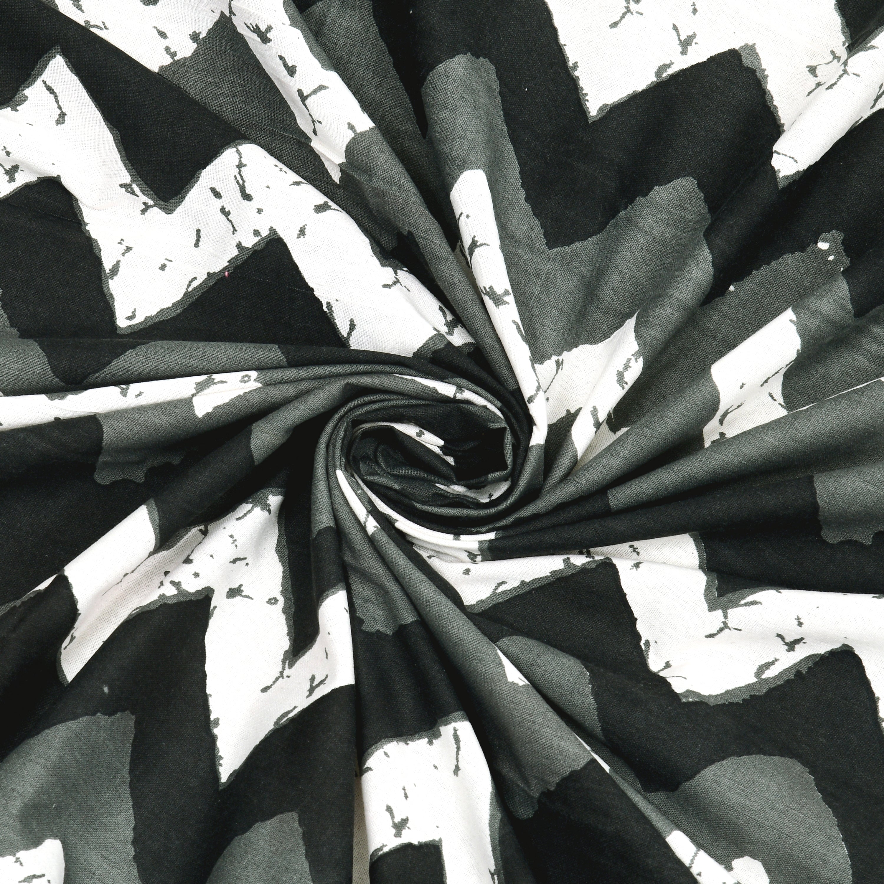 White Black Grey Pattern Print – Cotton Bedsheet Set